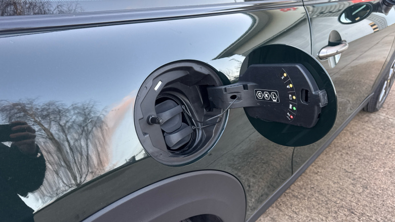 MINI Hatchback 135kW Cooper S Resolute Edition 33kWh 3dr Auto Electric Hatchback